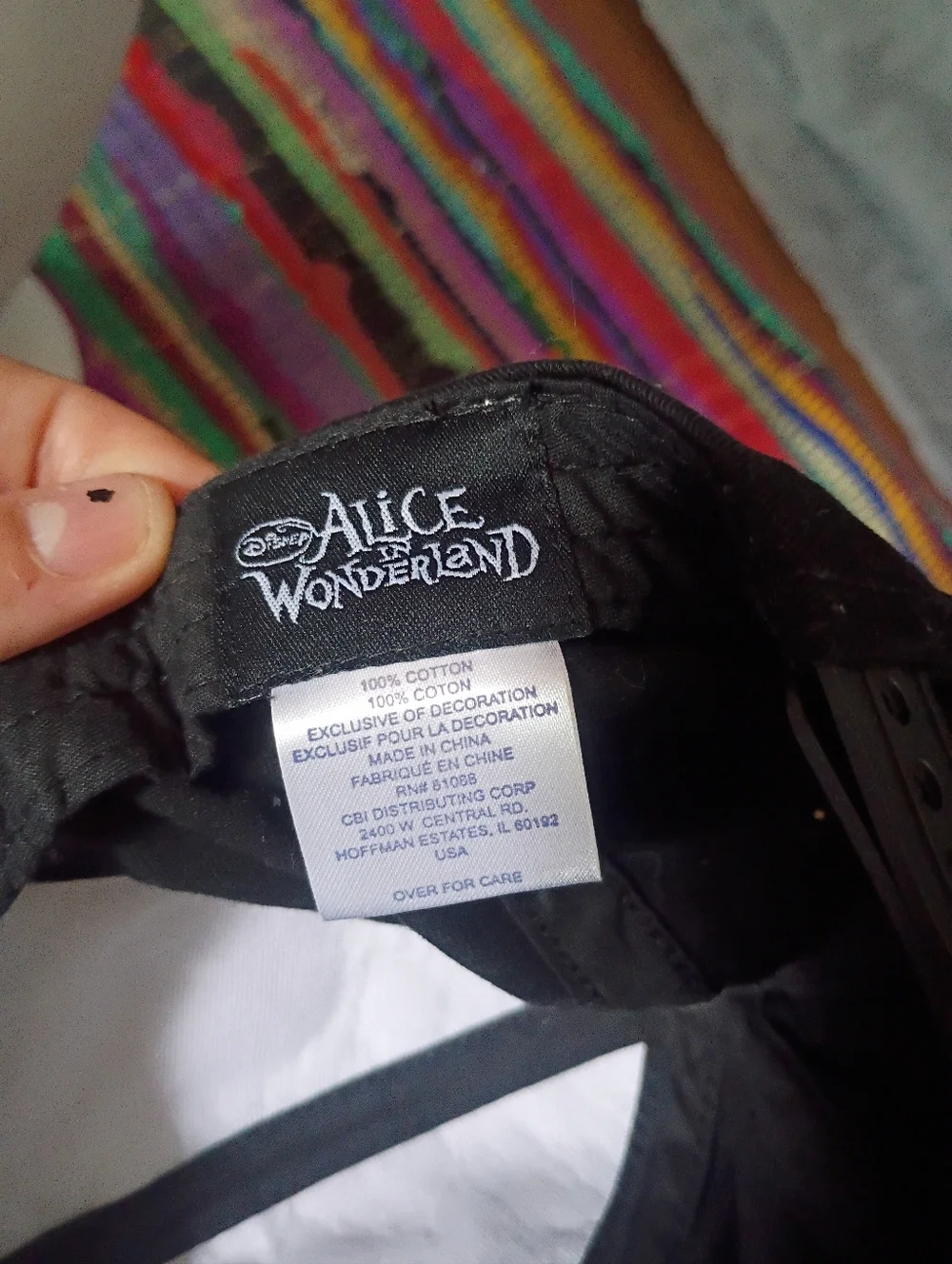 Alice In Wonderland Hat - Picture 4 of 5